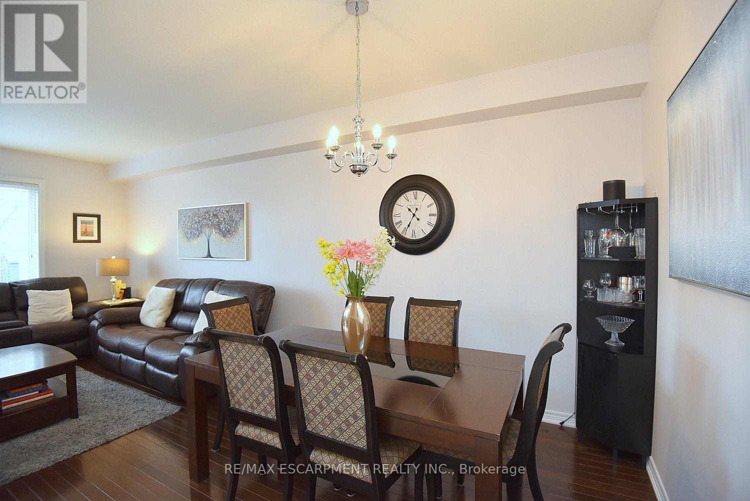 21 - 45 Seabreeze Crescent, Hamilton, ON - Indoor