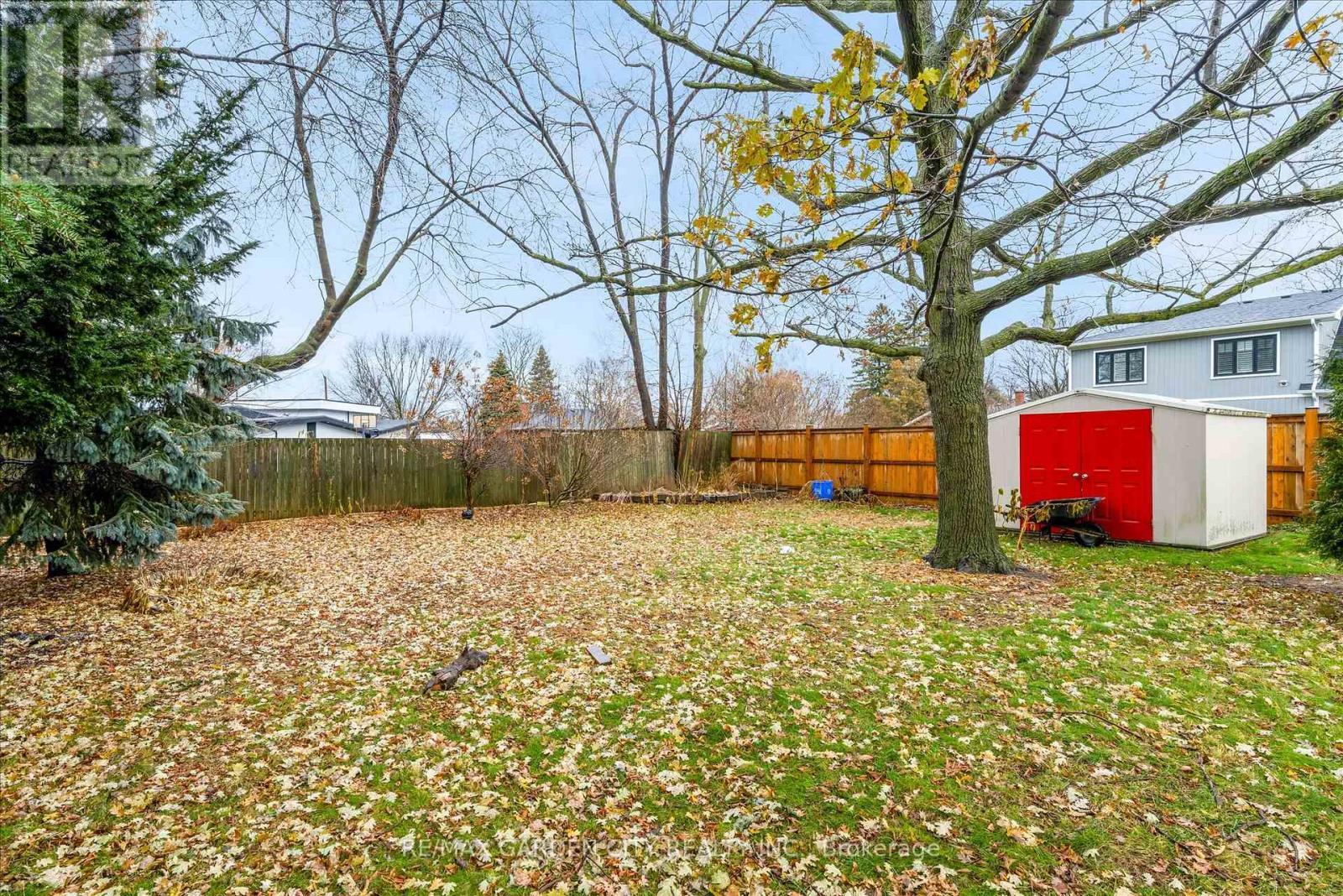 17 Marilyn Street, Grimsby, ON - Outdoor