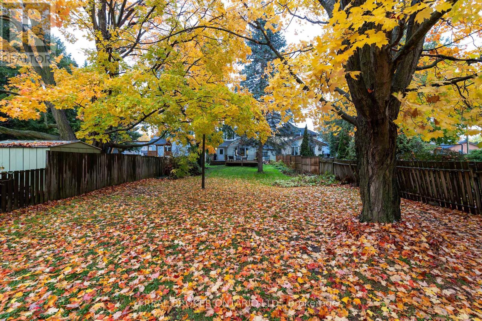 30 Wood Street, Mapleton, ON - Outdoor