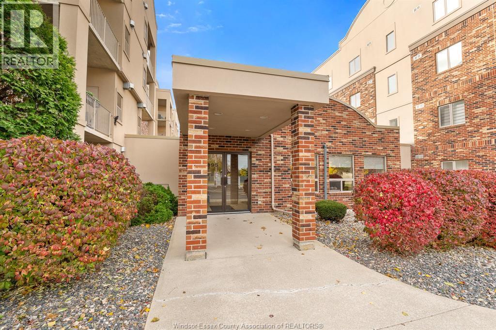 5995 Ellis Street Unit# 202, Lasalle, ON - Outdoor