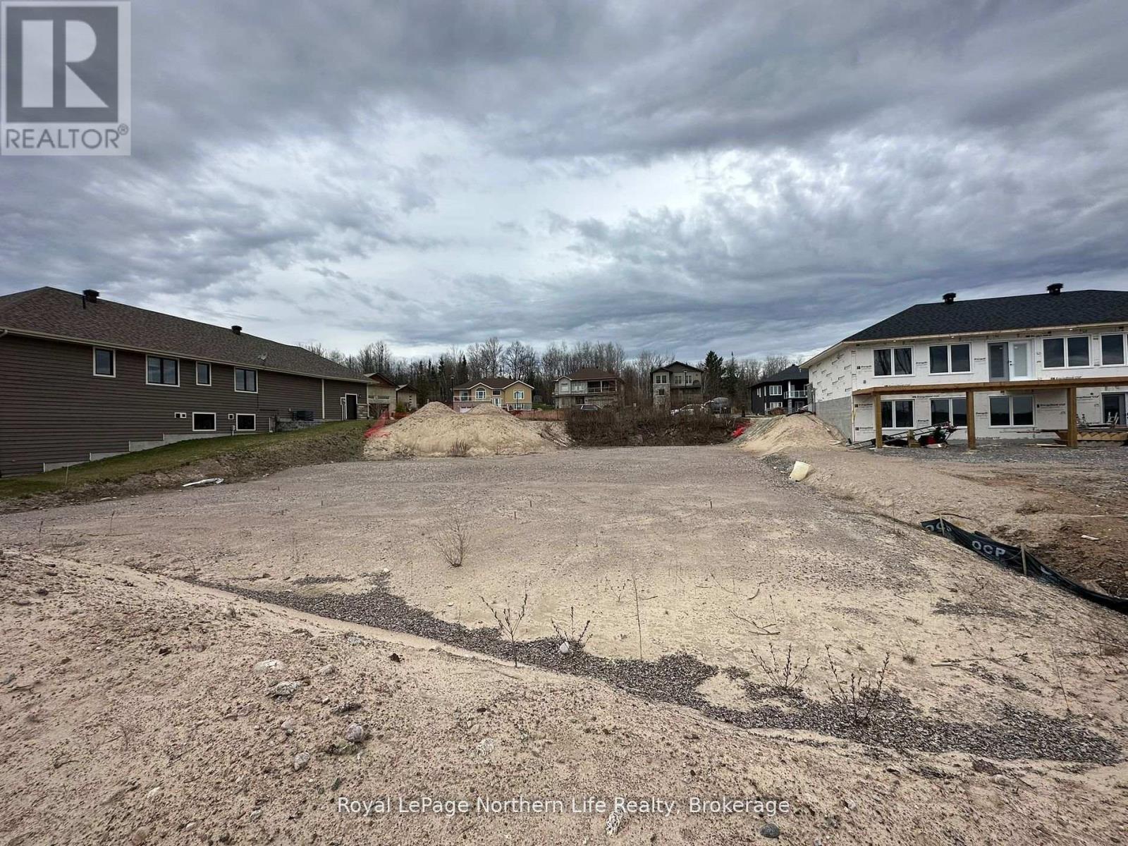 33 Alexandra Court, Callander, ON