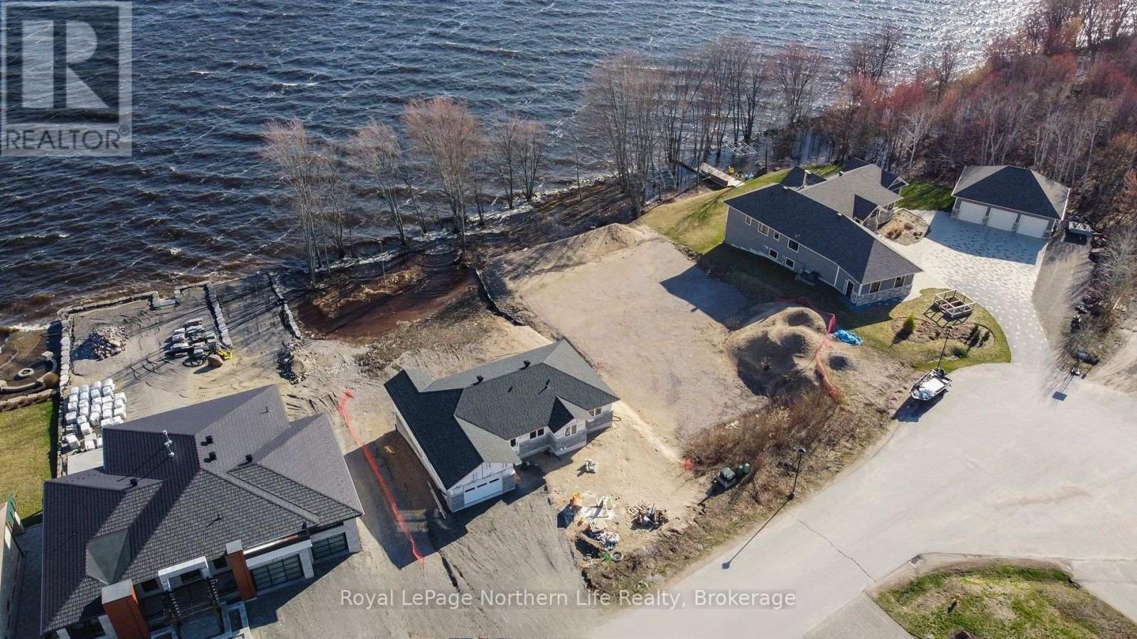 33 Alexandra Court, Callander, ON