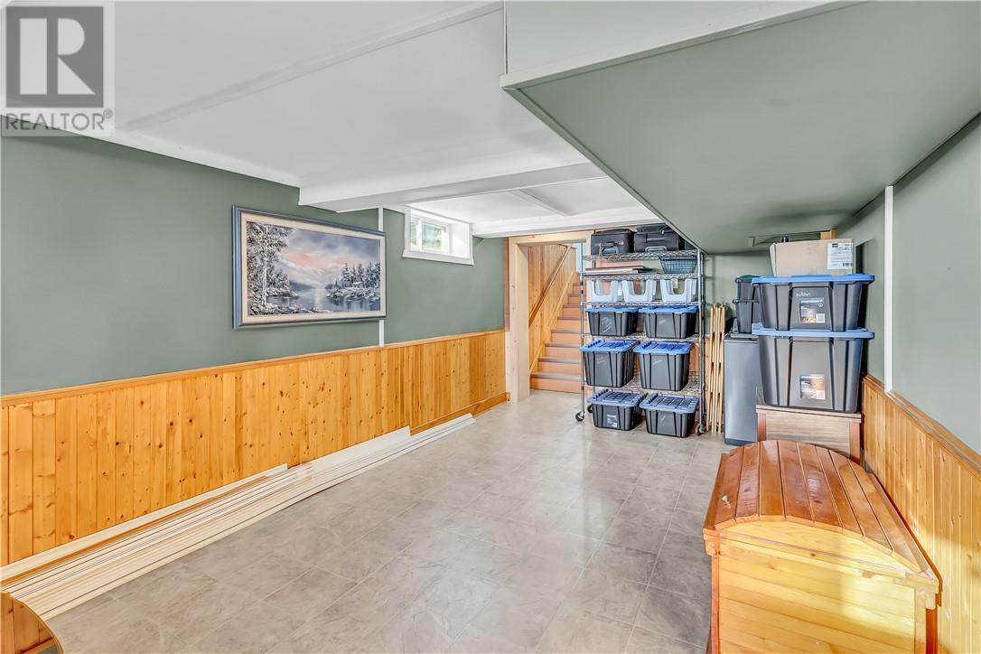 190 Hugh Cummings, Spanish, ON - Indoor Photo Showing Other Room