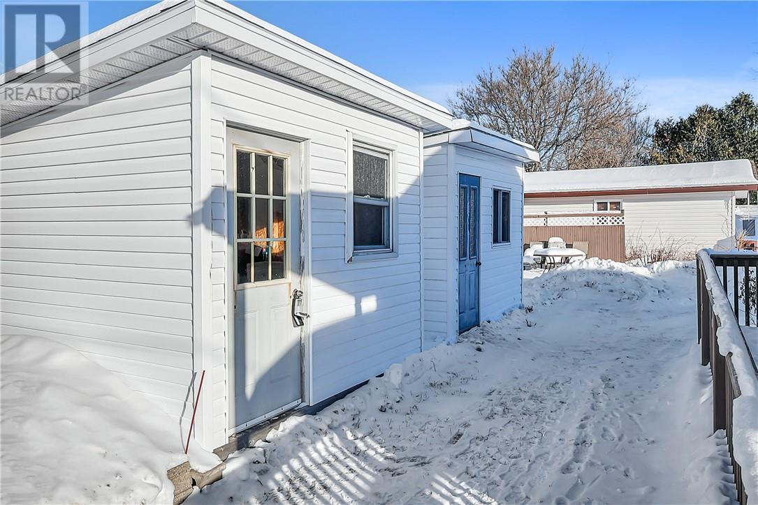 190 Hugh Cummings, Spanish, ON - Outdoor