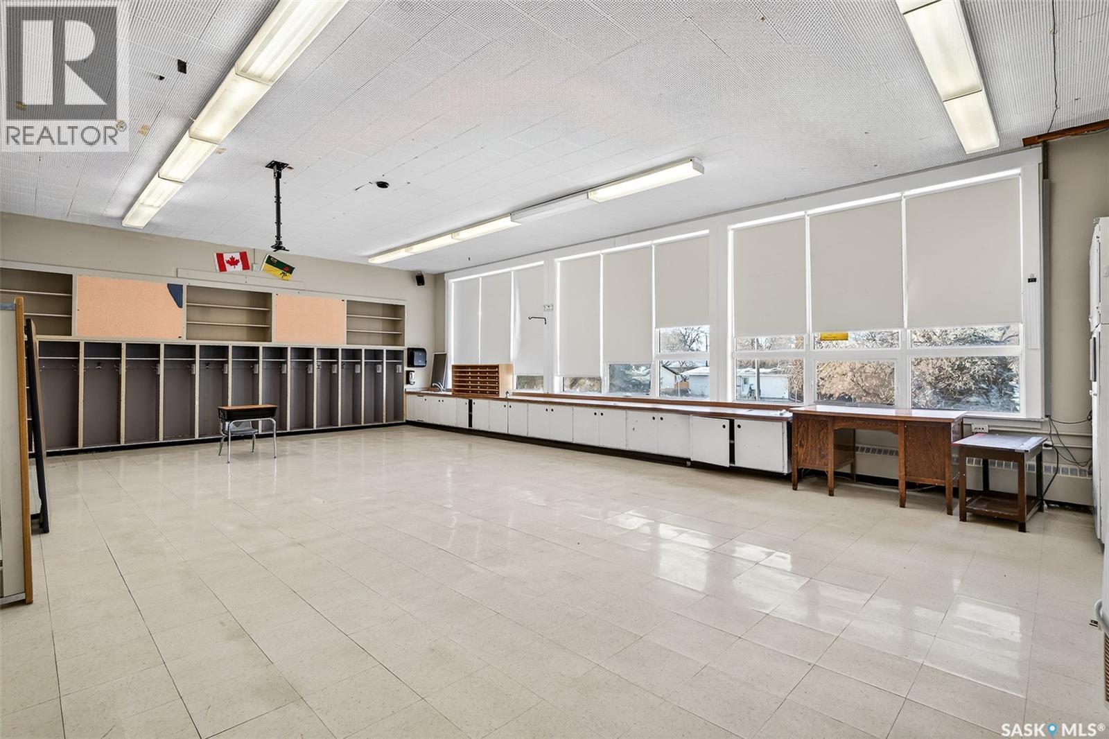 1100 Currie Crescent, Moose Jaw, SK