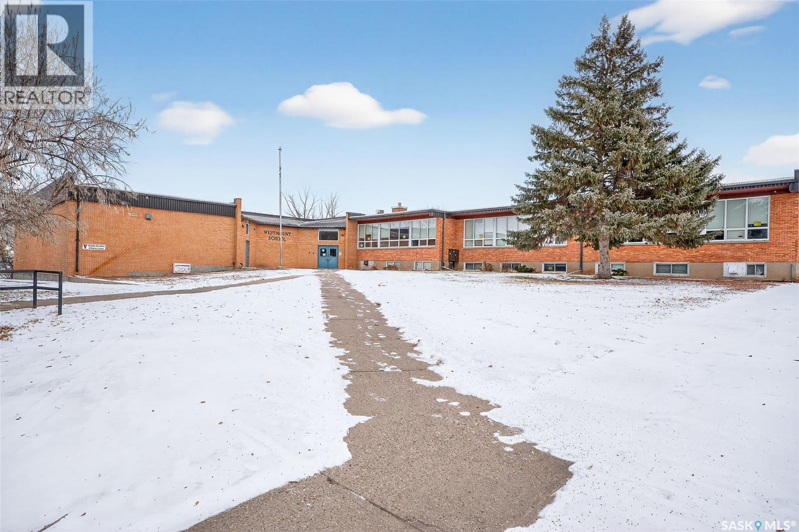 1100 Currie Crescent, Moose Jaw, SK