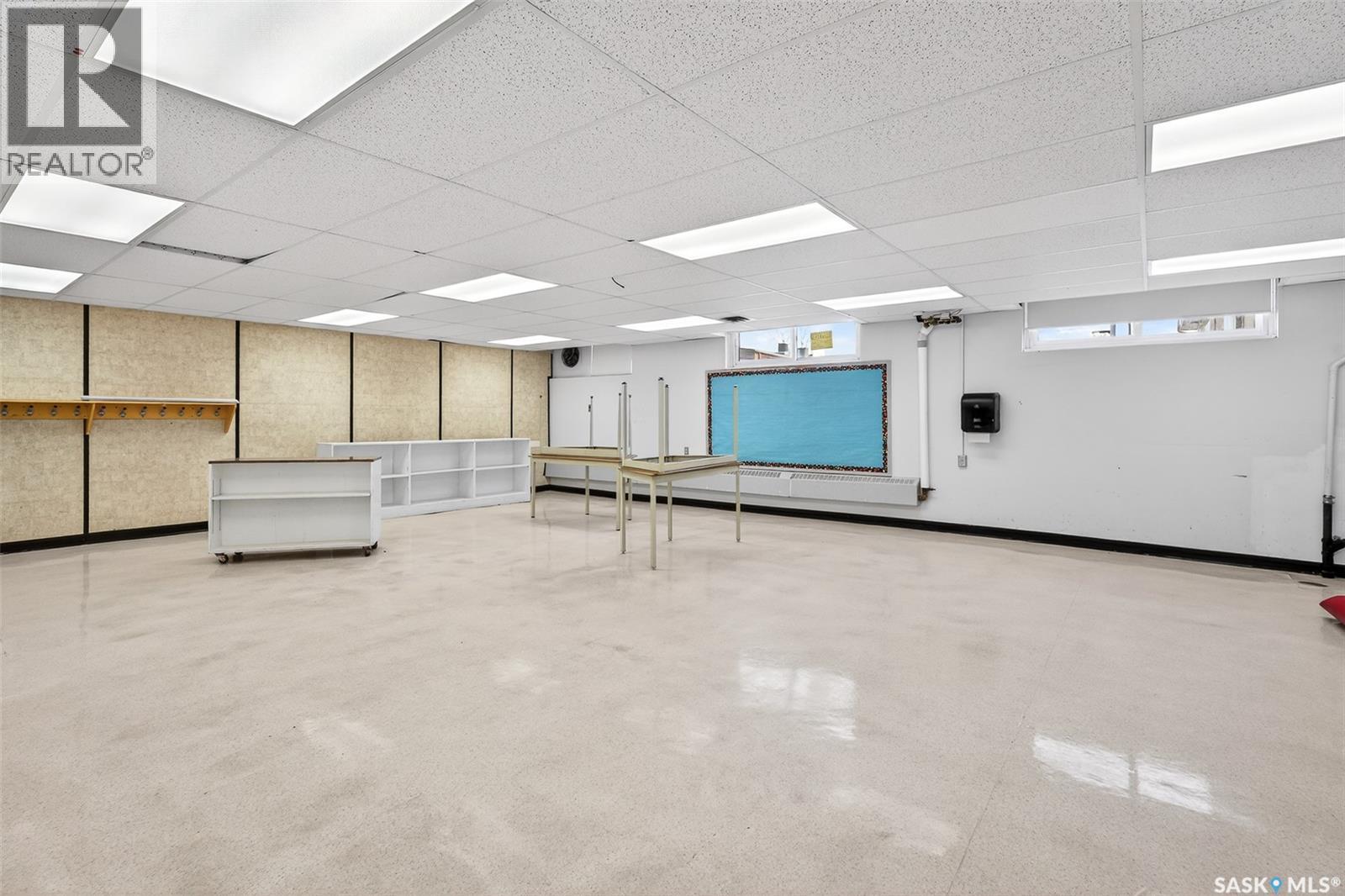 1100 Currie Crescent, Moose Jaw, SK