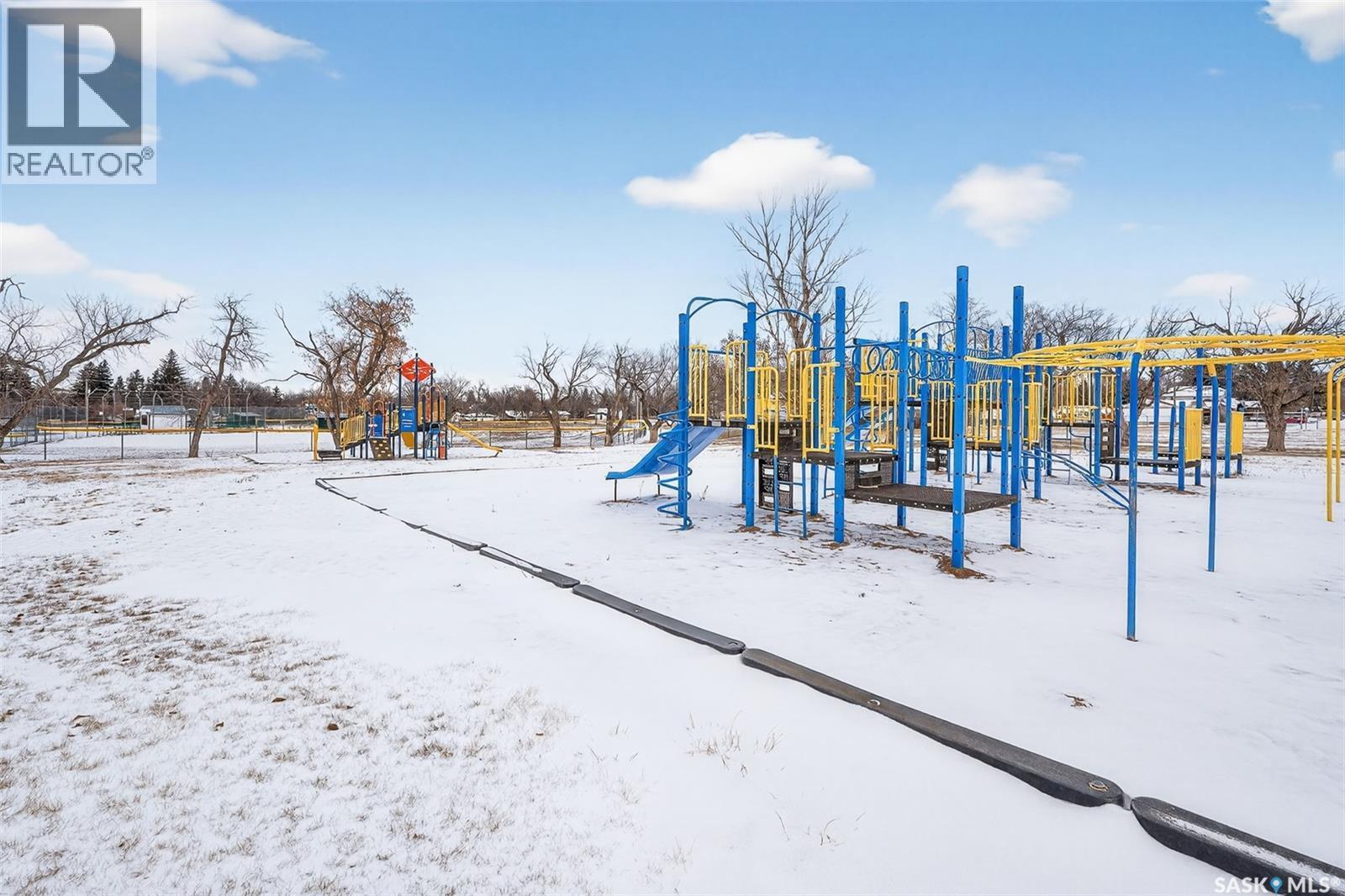 1100 Currie Crescent, Moose Jaw, SK