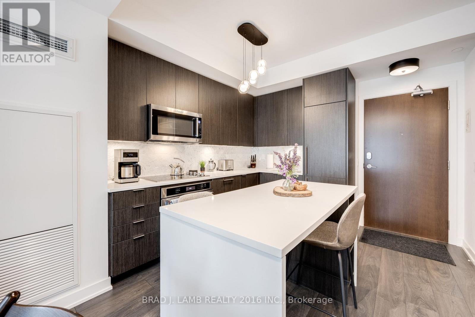 642 - 38 Iannuzzi Street, Toronto, ON - Indoor Photo Showing Kitchen