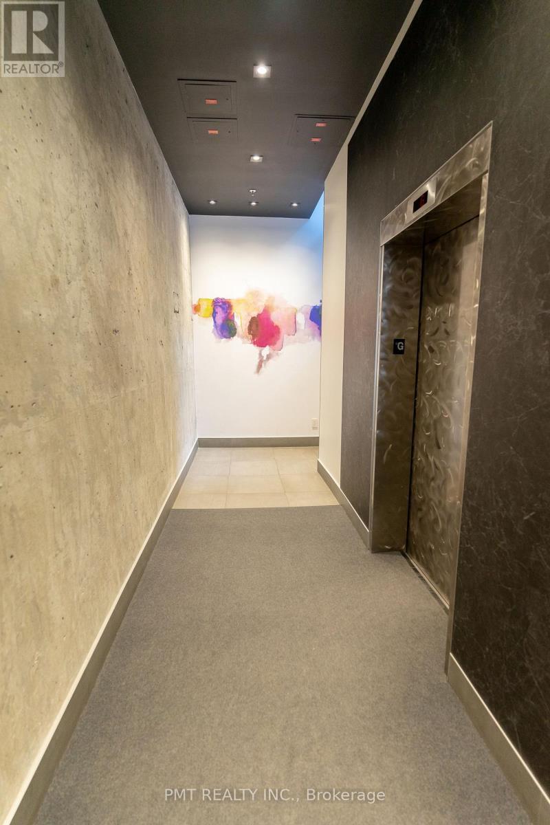 406 - 388 Richmond Street W, Toronto, ON - Indoor Photo Showing Other Room