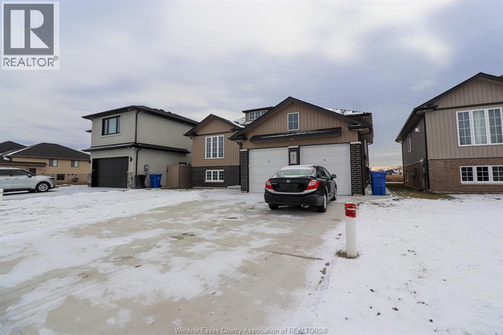 97 Kingsbridge, Amherstburg, ON - Outdoor
