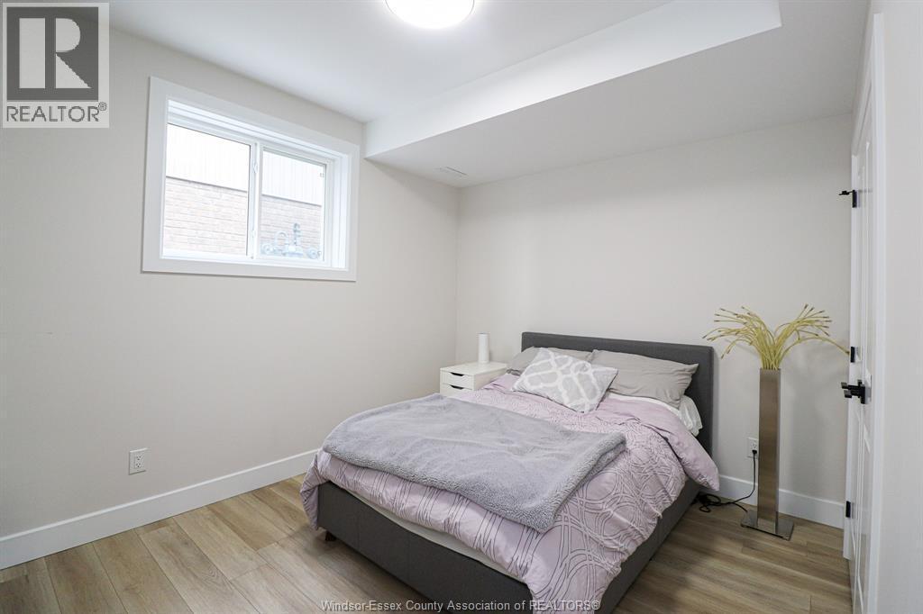 97 Kingsbridge, Amherstburg, ON - Indoor Photo Showing Bedroom