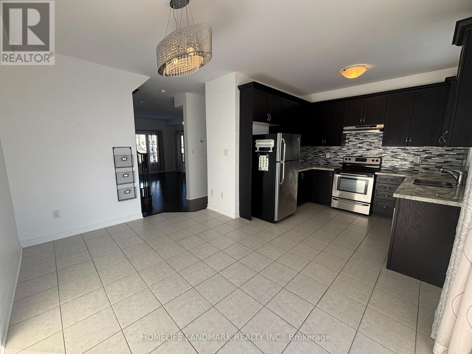 88 Grand Trunk Avenue, Vaughan, ON