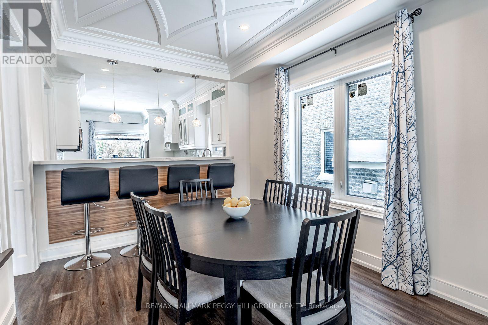 99 Mcintyre Drive, Barrie, ON - Indoor Photo Showing Dining Room