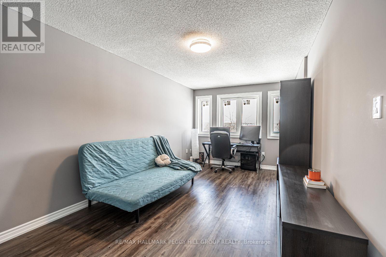 99 Mcintyre Drive, Barrie, ON - Indoor Photo Showing Other Room