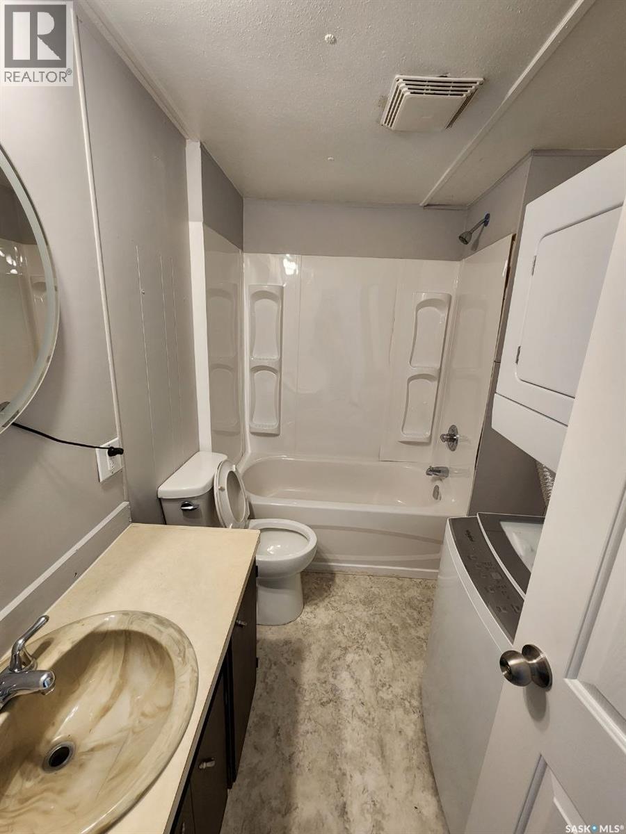 14 321 Dunlop Street, Saskatoon, SK