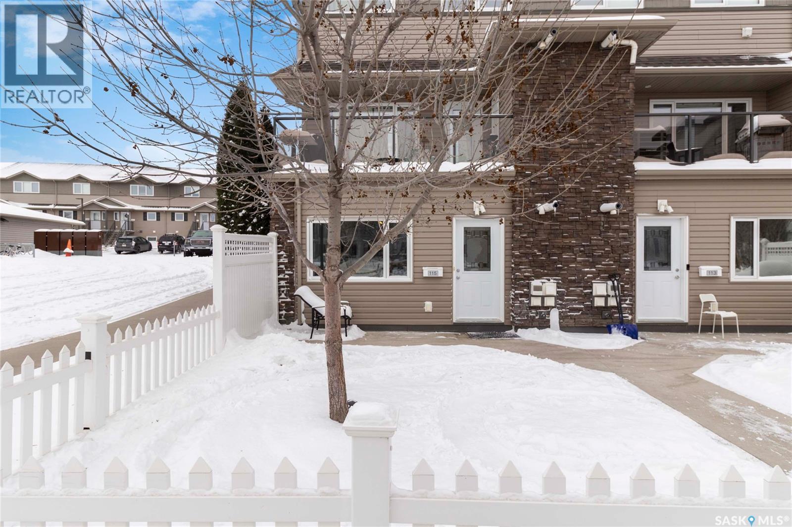 115 115 Dalgleish Link, Saskatoon, SK - Outdoor