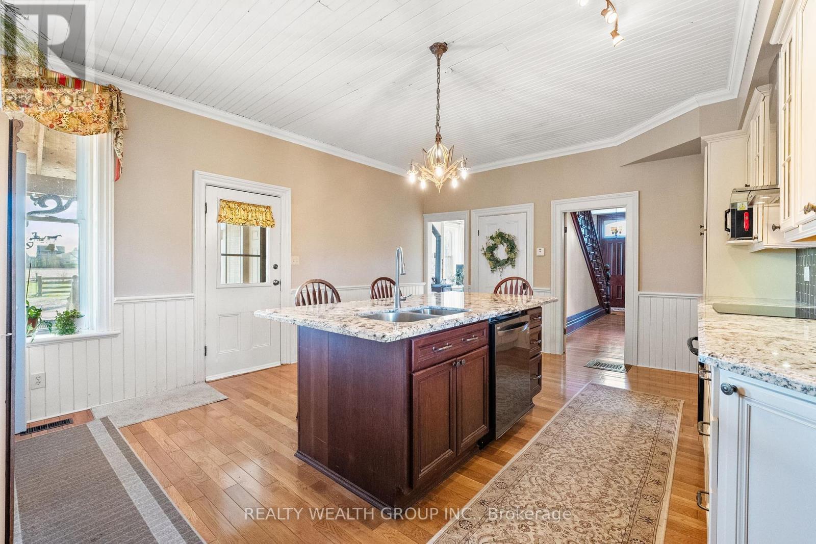 1201 Salem Road, Kawartha Lakes, ON - Indoor Photo Showing Kitchen With Double Sink