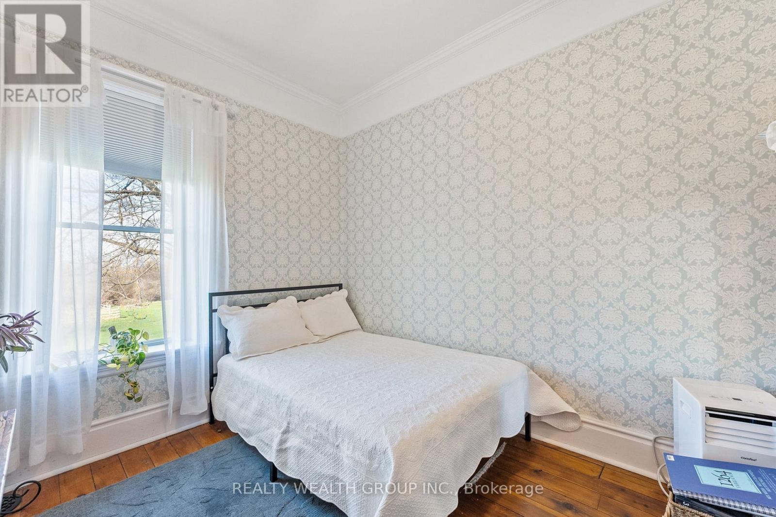 1201 Salem Road, Kawartha Lakes, ON - Indoor Photo Showing Bedroom