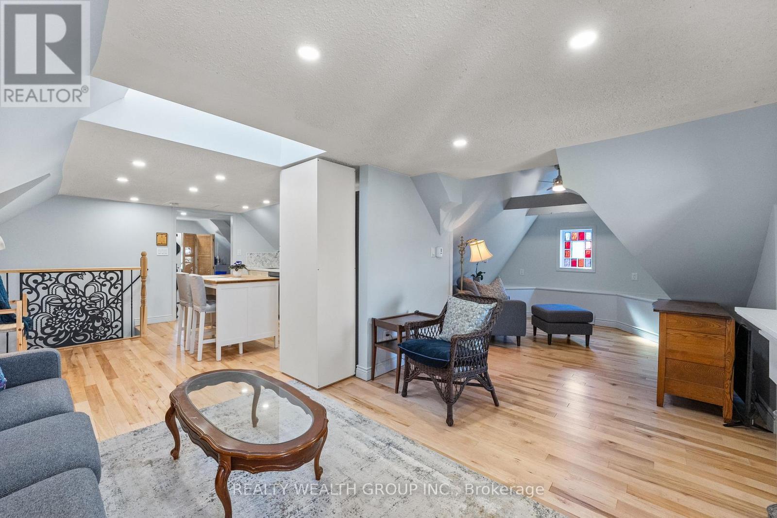 1201 Salem Road, Kawartha Lakes, ON - Indoor