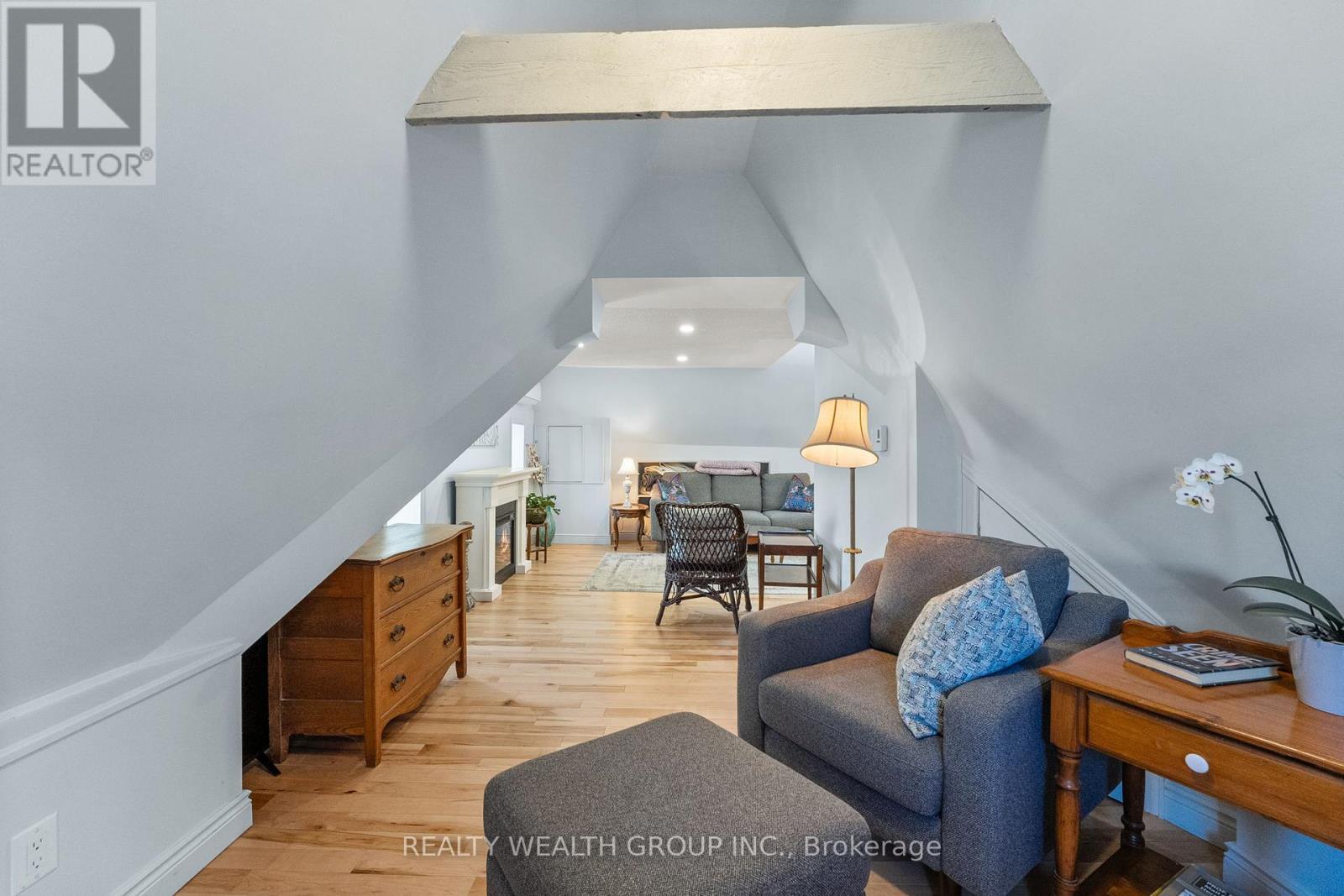 1201 Salem Road, Kawartha Lakes, ON - Indoor Photo Showing Other Room