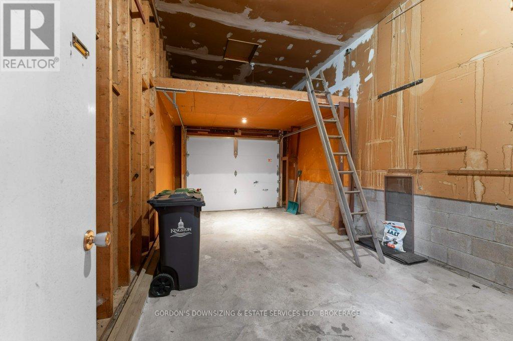873 Danbury Road, Kingston (South Of Taylor-Kidd Blvd), ON - Indoor Photo Showing Garage