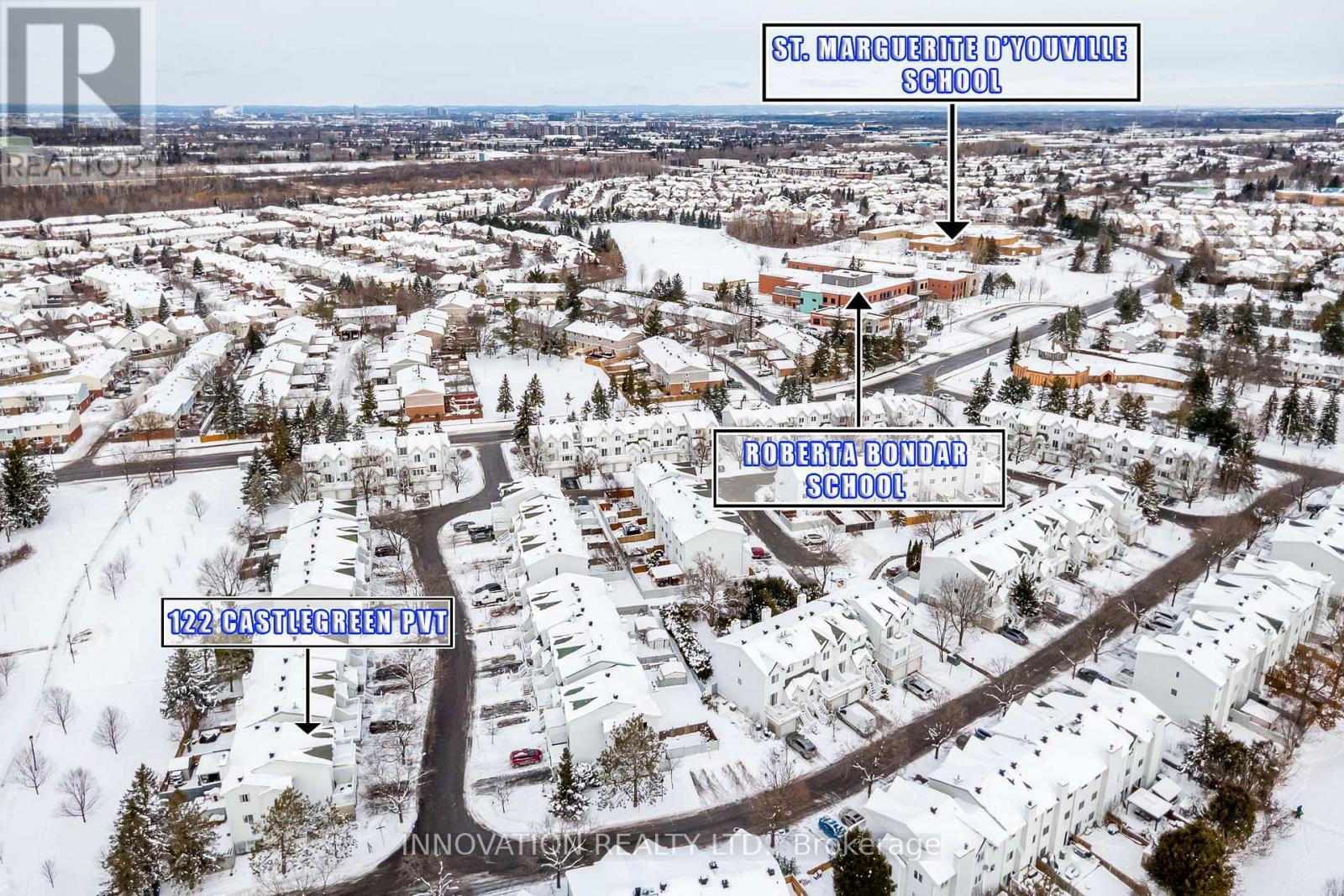 Walking distance to schools - 58 - 122 Castlegreen Private, Ottawa, ON