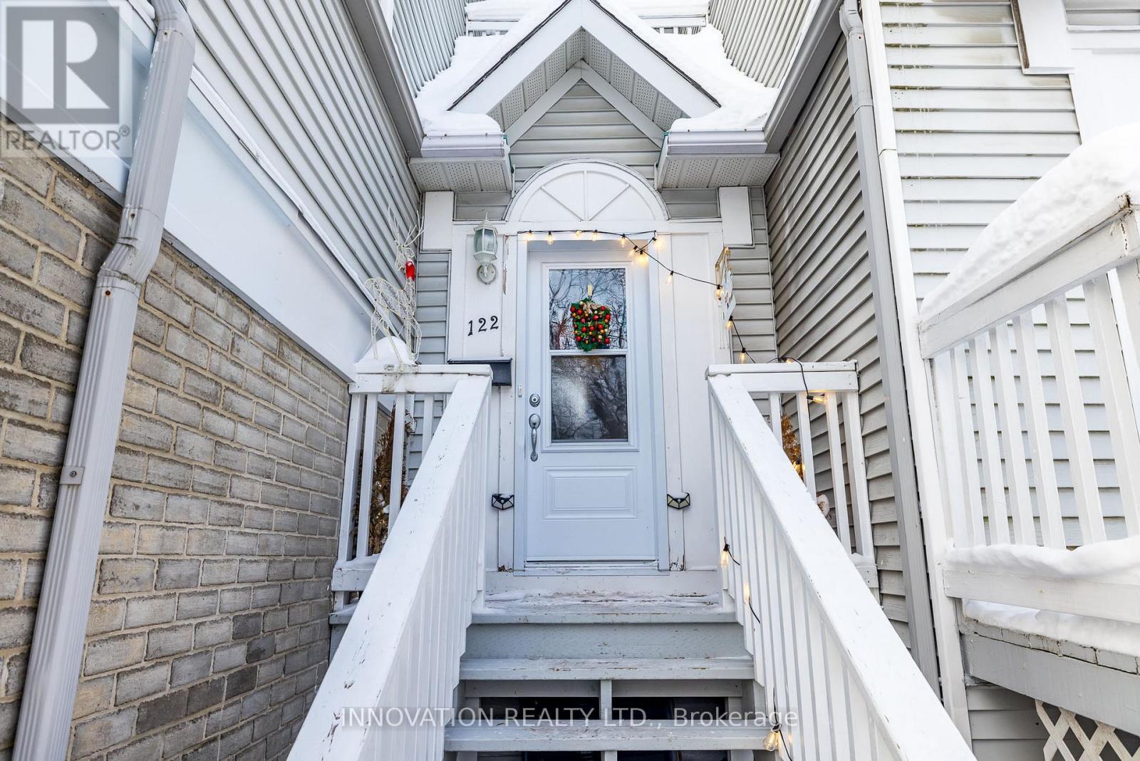 Front porch - 58 - 122 Castlegreen Private, Ottawa, ON