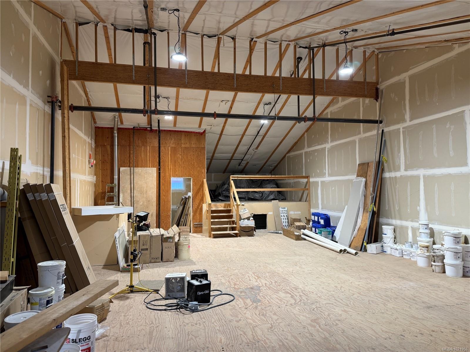 15-2075 Henry Ave, Sidney, BC