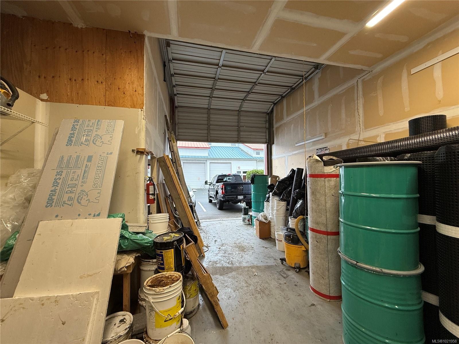 15-2075 Henry Ave, Sidney, BC