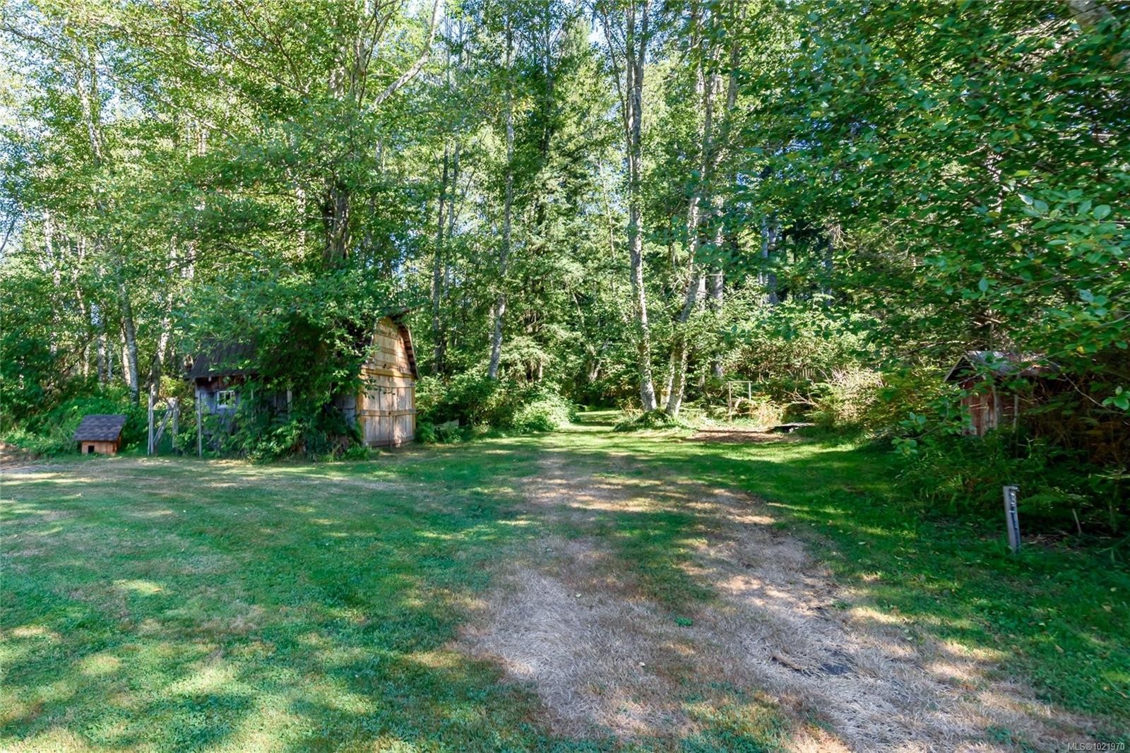 7602 Island Hwy North, Black Creek, BC