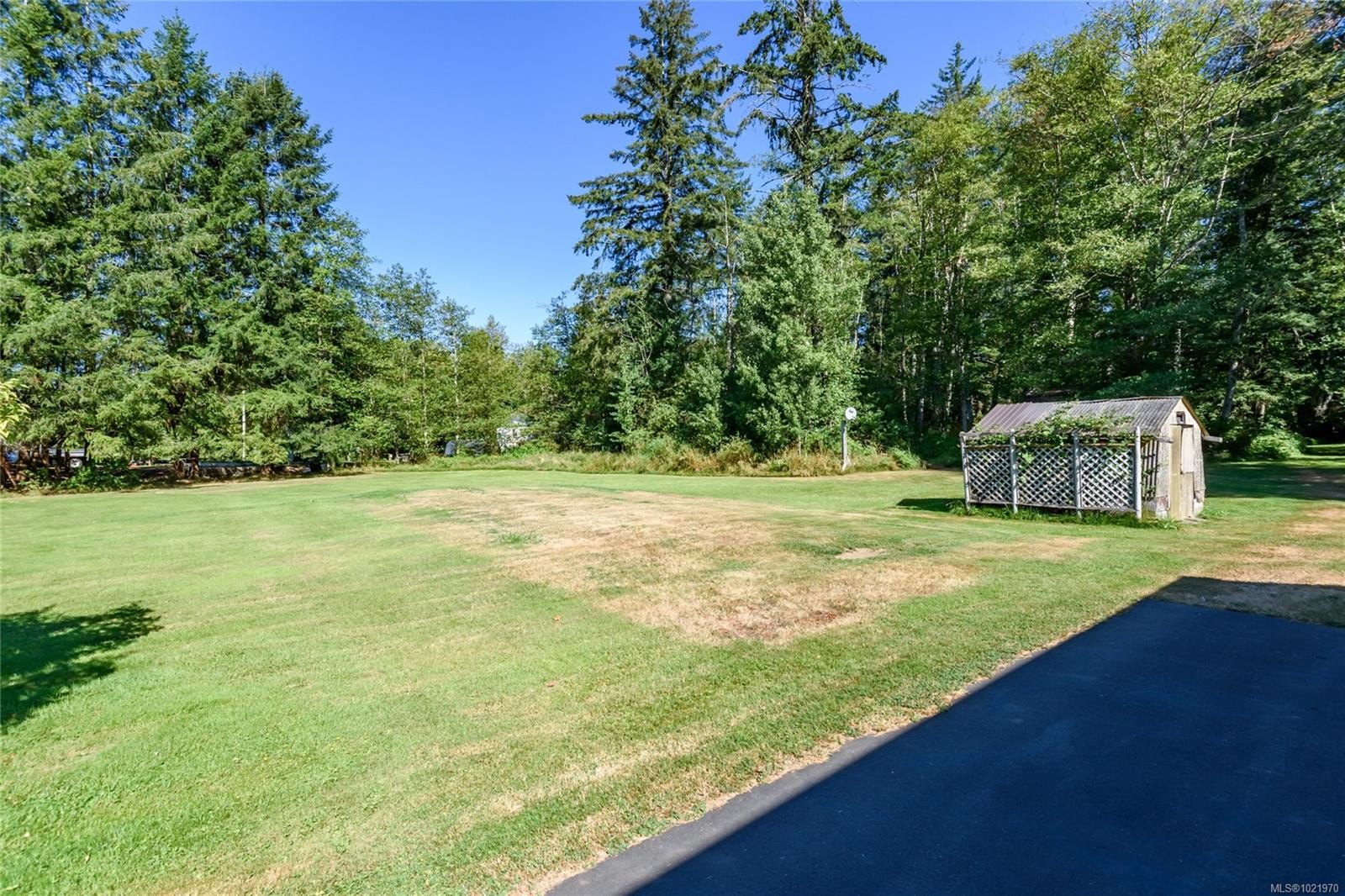 7602 Island Hwy North, Black Creek, BC