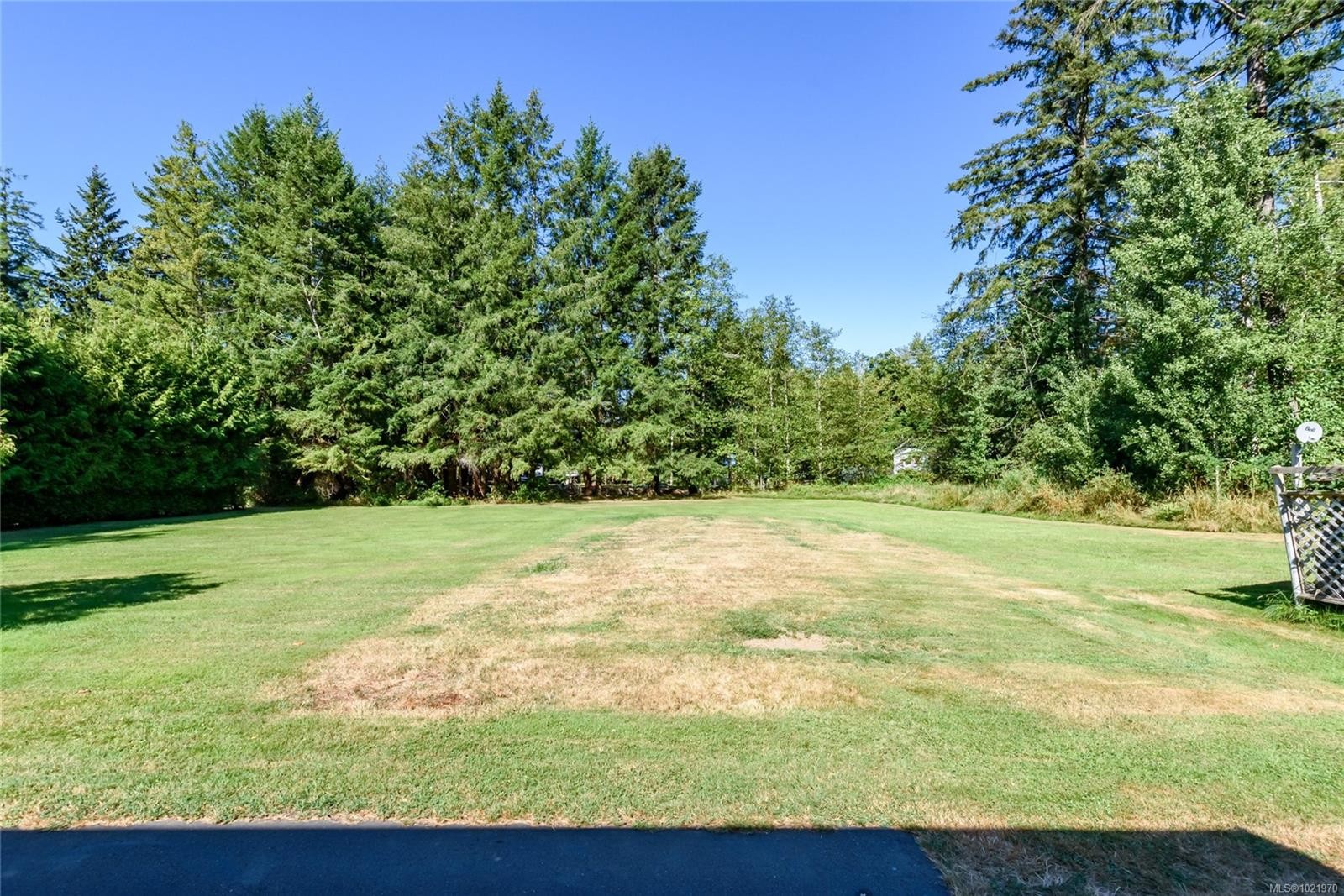 7602 Island Hwy North, Black Creek, BC