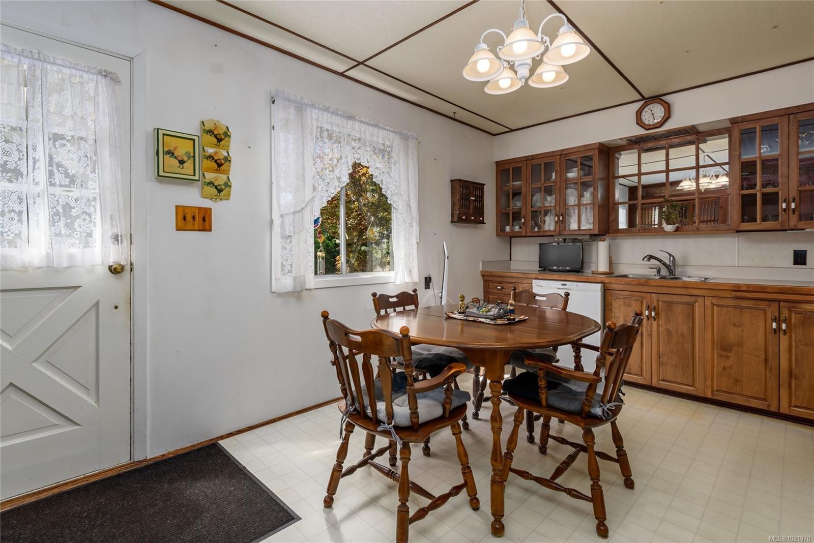 7602 Island Hwy North, Black Creek, BC