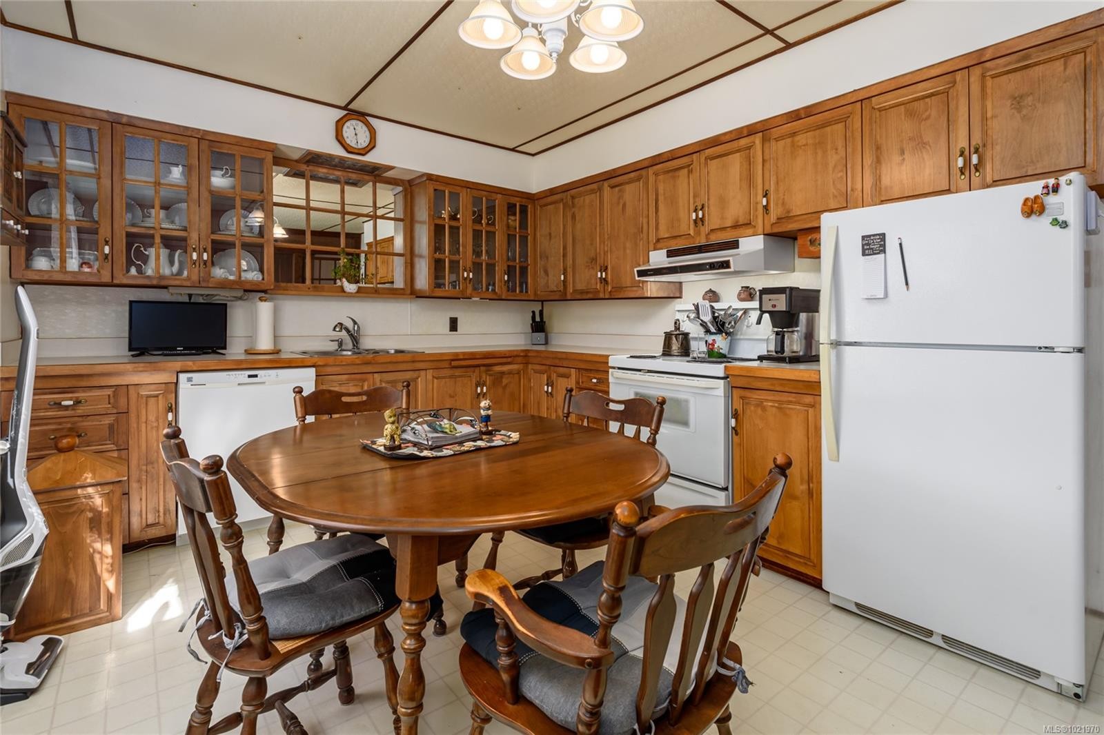 7602 Island Hwy North, Black Creek, BC