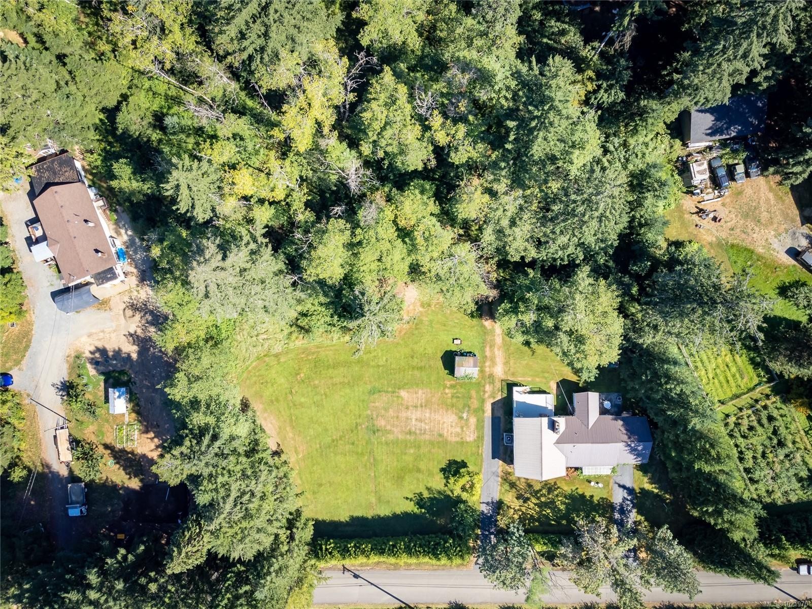 7602 Island Hwy North, Black Creek, BC