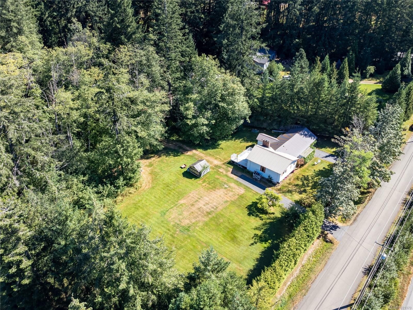 7602 Island Hwy North, Black Creek, BC