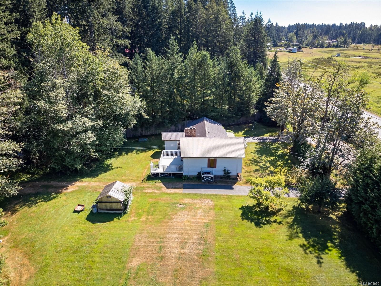 7602 Island Hwy North, Black Creek, BC