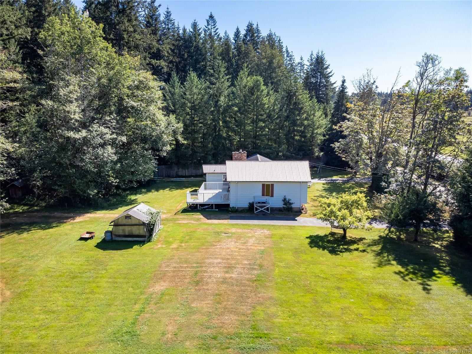 7602 Island Hwy North, Black Creek, BC