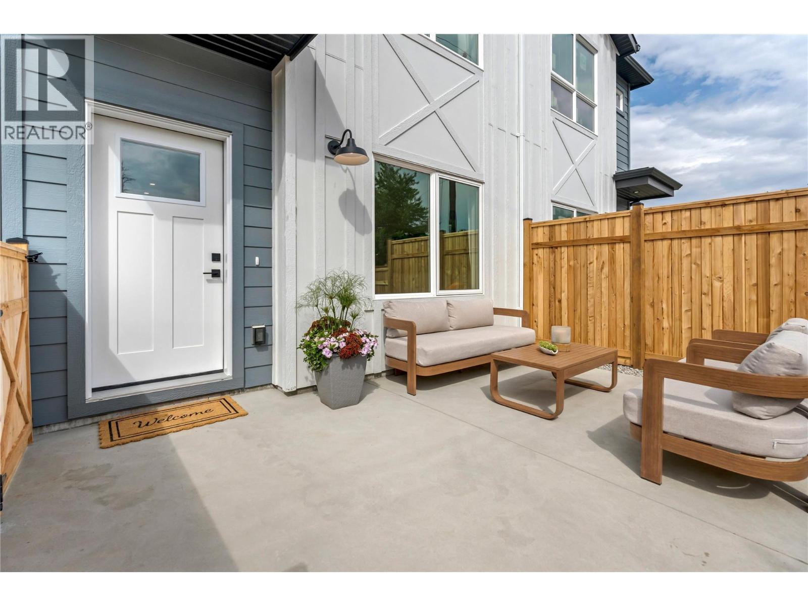 687 Victoria Drive Unit# 101, Penticton, BC - Outdoor With Exterior