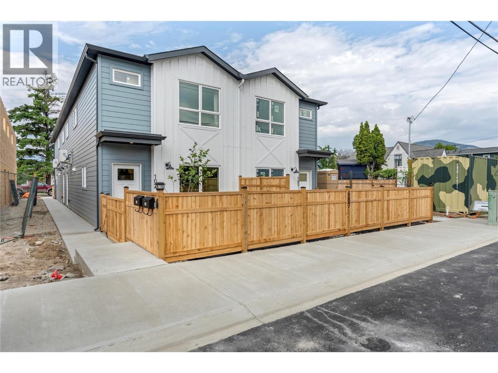 687 Victoria Drive Unit# 101, Penticton, BC - Outdoor