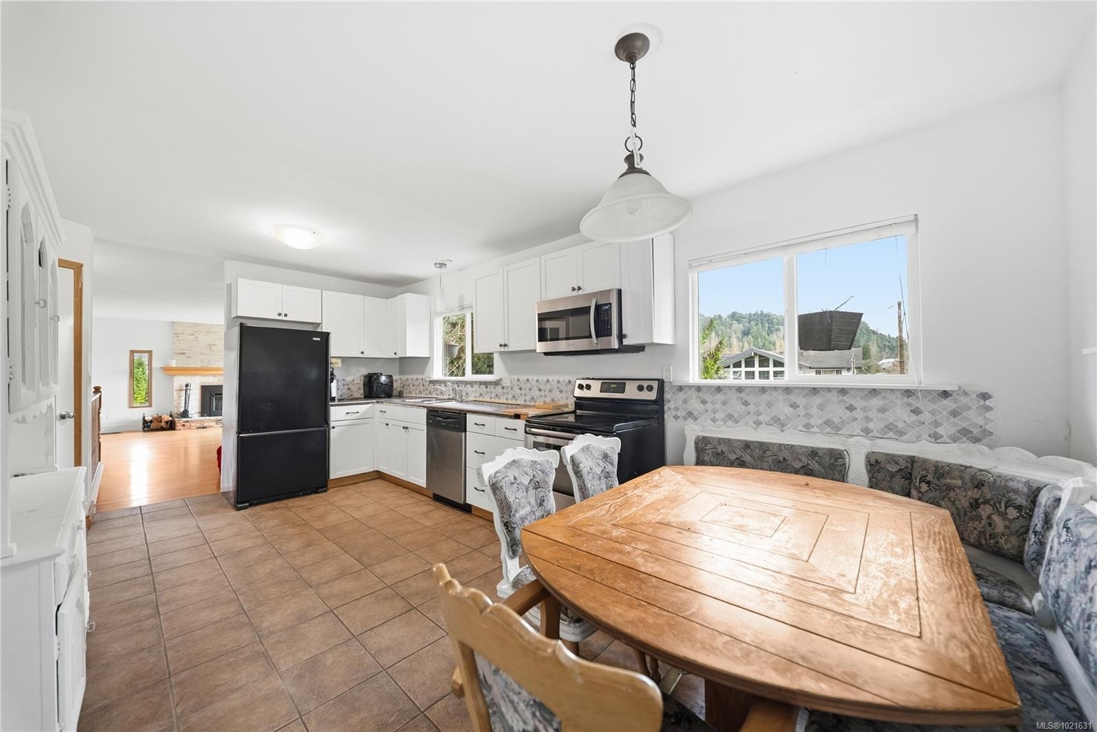 2001 Lakeside Dr, Nanaimo, BC