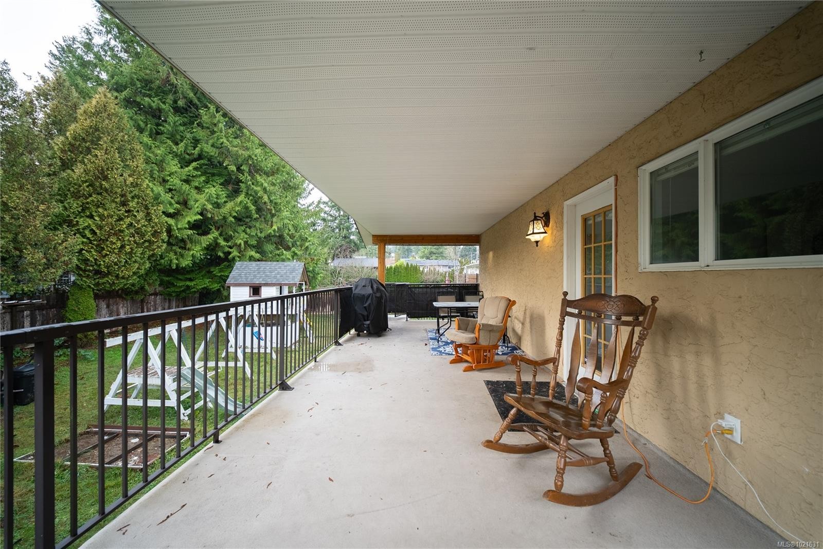 2001 Lakeside Dr, Nanaimo, BC