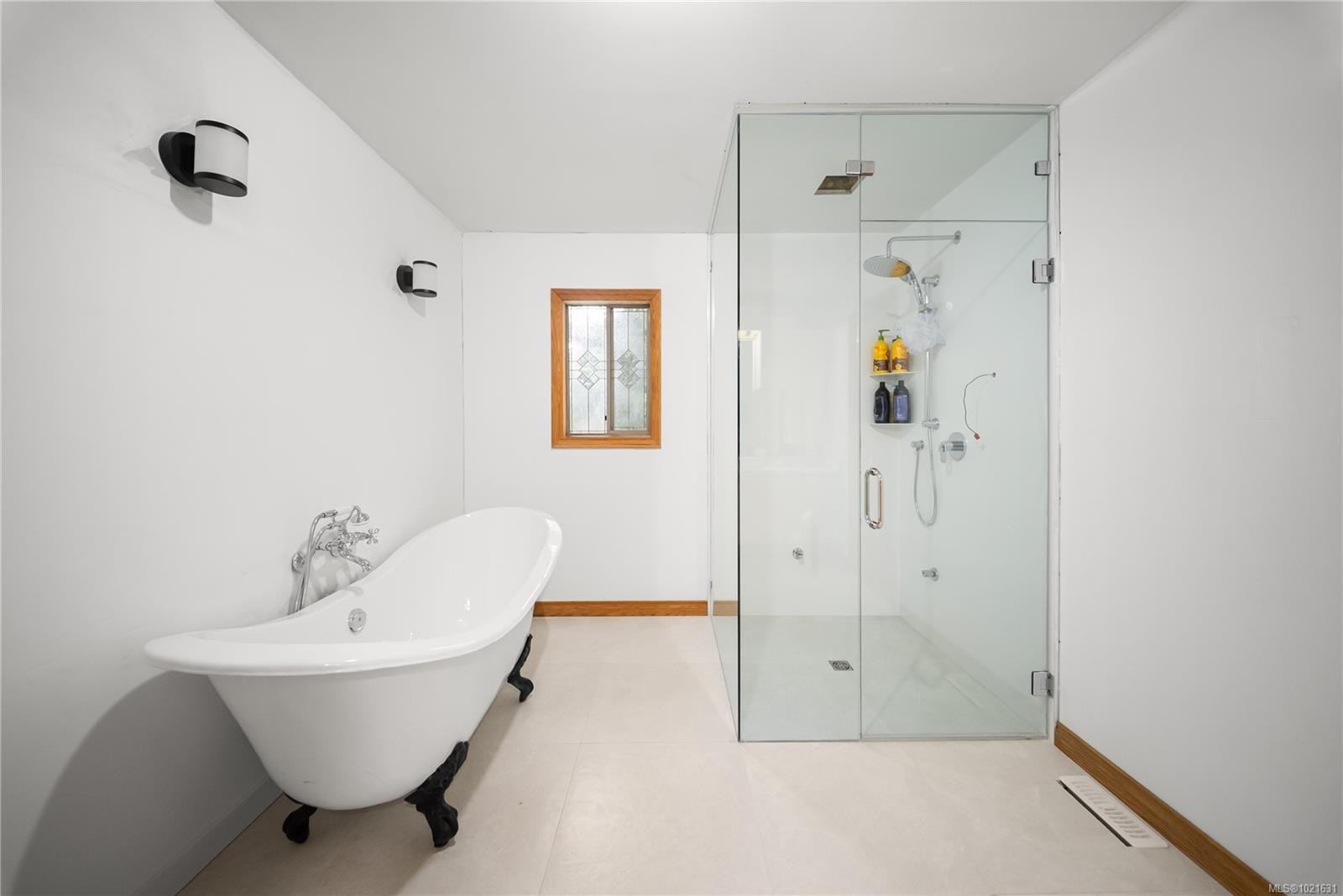 2001 Lakeside Dr, Nanaimo, BC