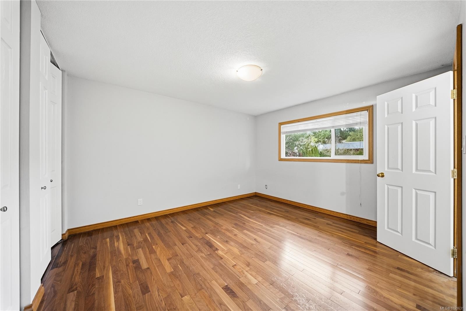 2001 Lakeside Dr, Nanaimo, BC