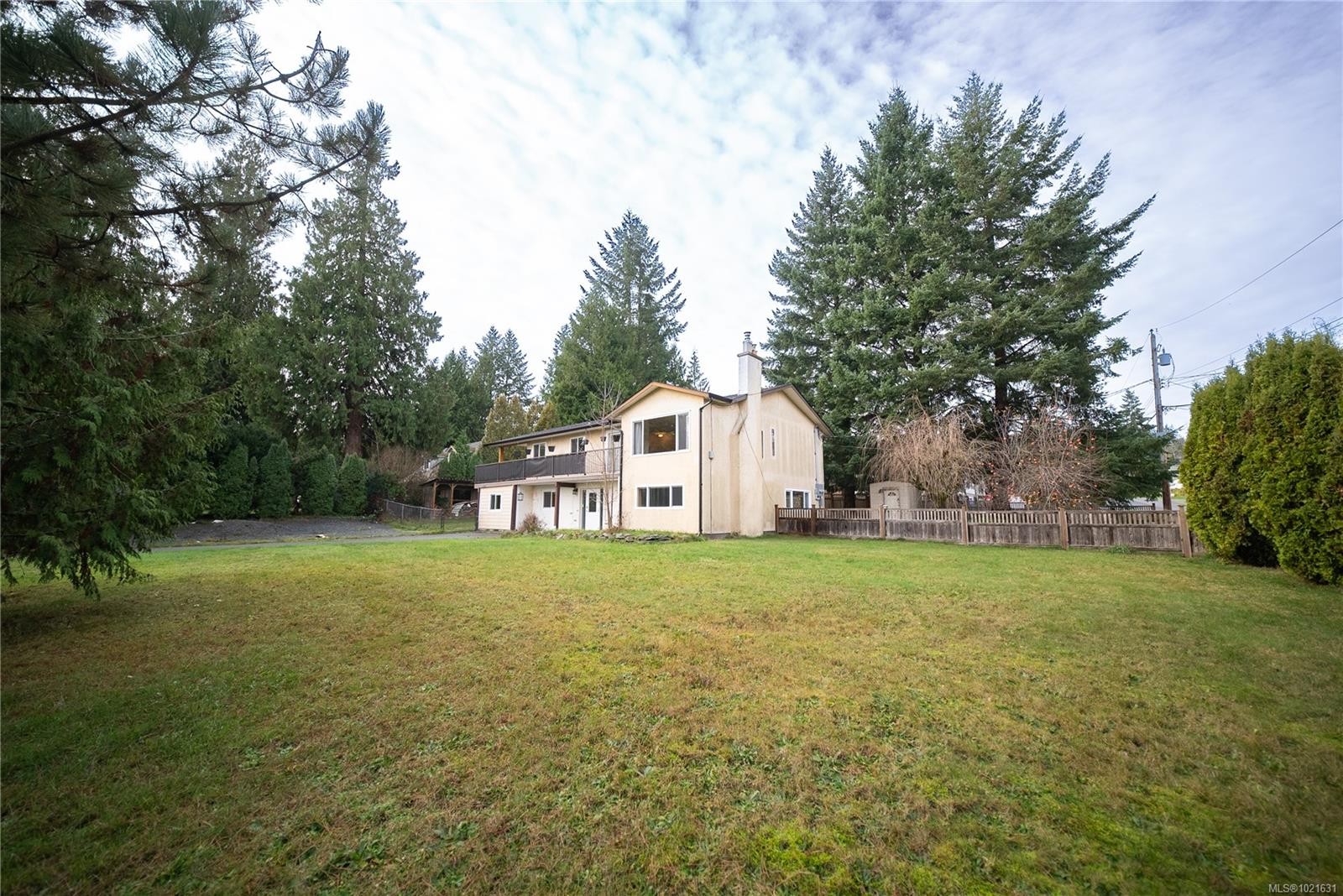 2001 Lakeside Dr, Nanaimo, BC