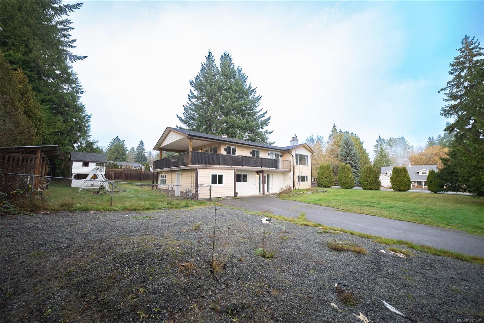 2001 Lakeside Dr, Nanaimo, BC