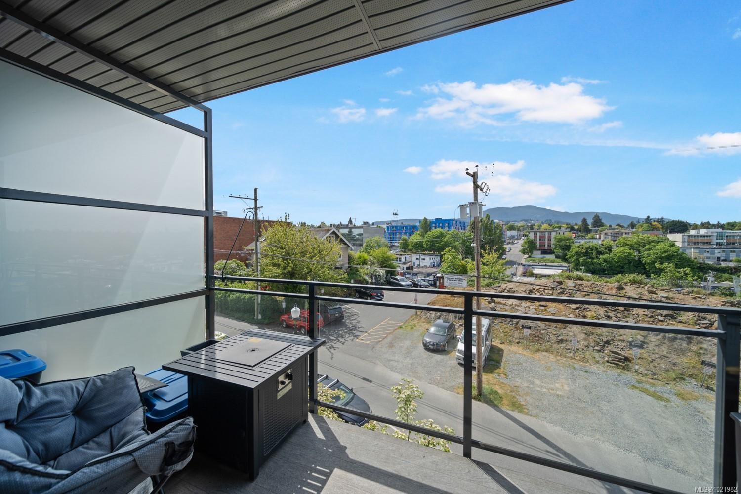310-91 Chapel St, Nanaimo, BC - Outdoor With View With Exterior