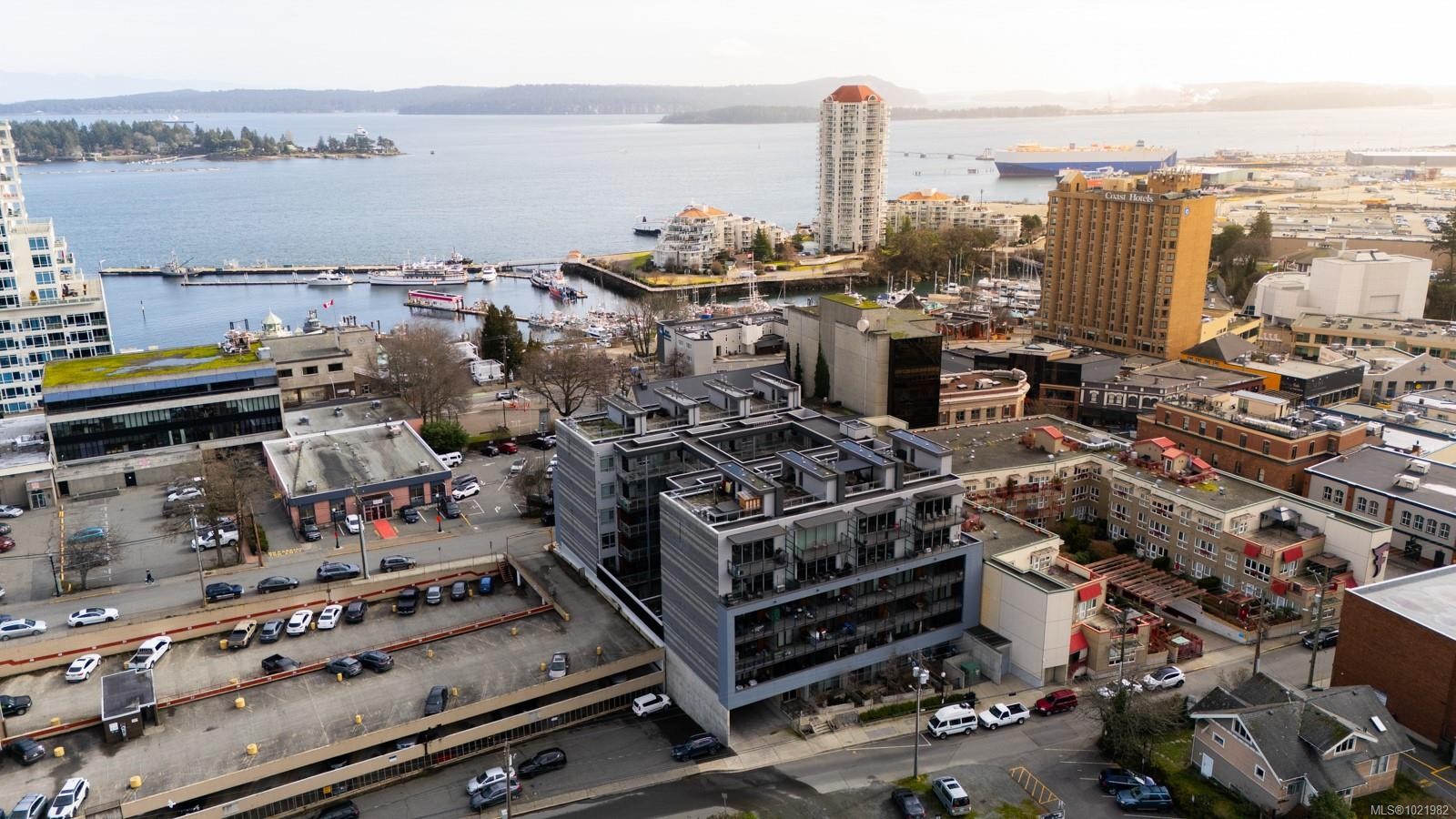 310-91 Chapel St, Nanaimo, BC - Outdoor With Body Of Water With View