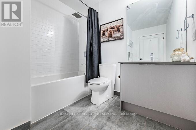 709 - 2481 Taunton Road, Oakville, ON - Indoor Photo Showing Bathroom